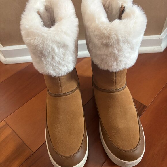 KOOLABURRA BY UGG TYNLEE BEIGE SUEDE FUR CUFF SIDE ZIP WATERPROOF BOOTS SZ US 9 - Picture 1 of 8